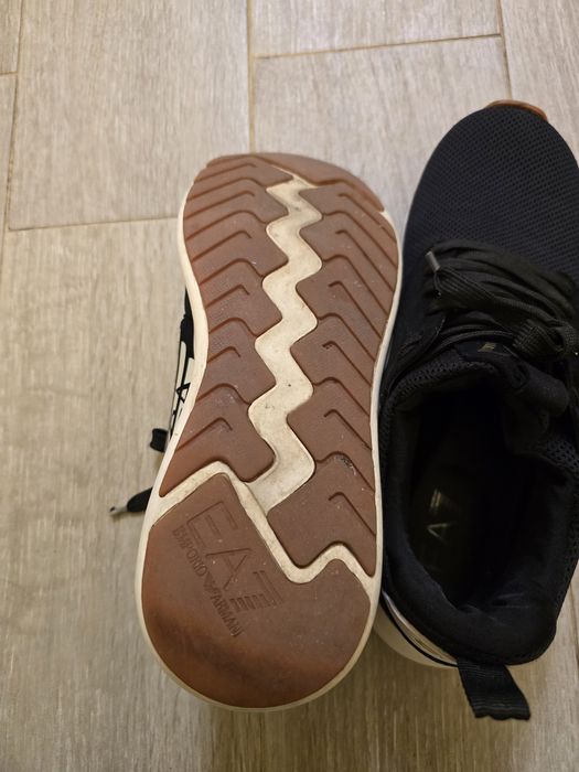 Adidași armâni impecabili