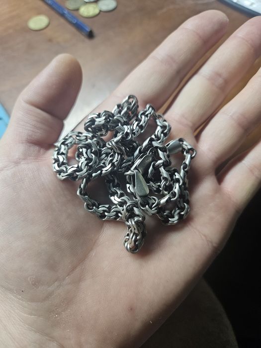 Продам серебряную цепь
