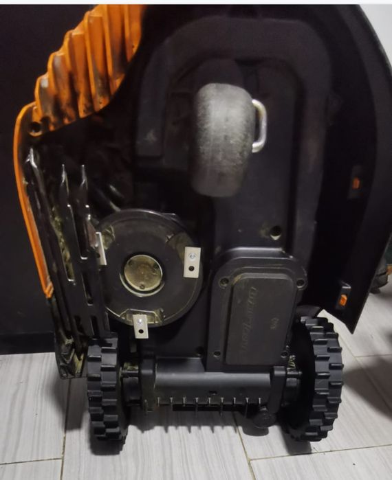 WORX robot de tuns gazonul