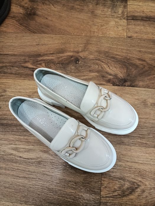 Лоферы размер 35