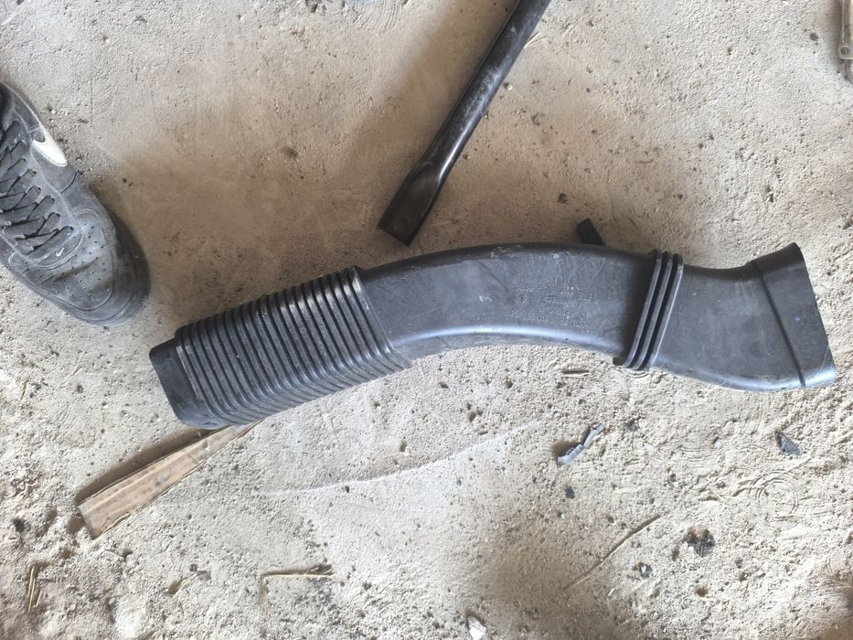 Въздуховод Bmw f10 520d 184кс n47 бмв ф10 ф11 520д