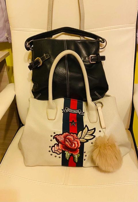 Намаление на Дамски чанти - различни, всяка с цена