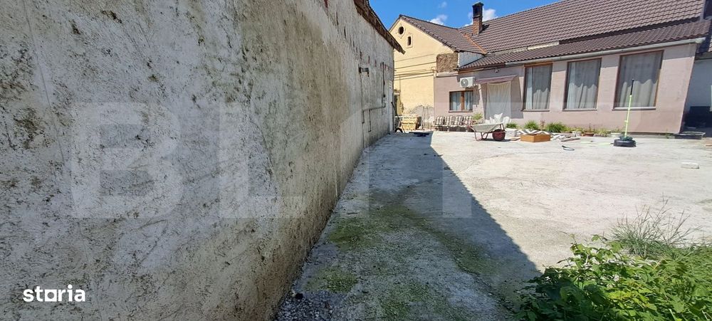 Spatiu Comercia, vad bun, curte 100 mp, zona Centrala, Fagaras