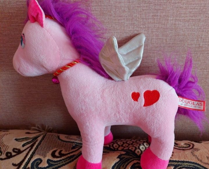 Пони большие и маленькие .