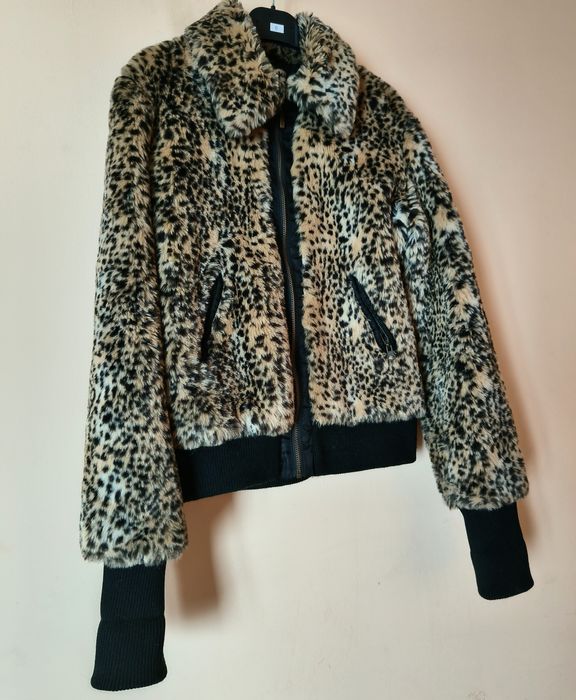 Jacheta cu imprimeu leopard