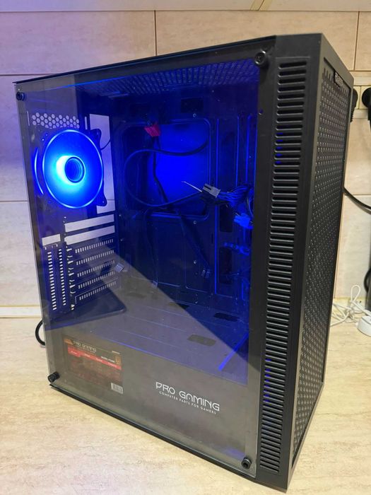 Carcasa Pro gaming + sursa 600watti + 4 ventilatoare RGB