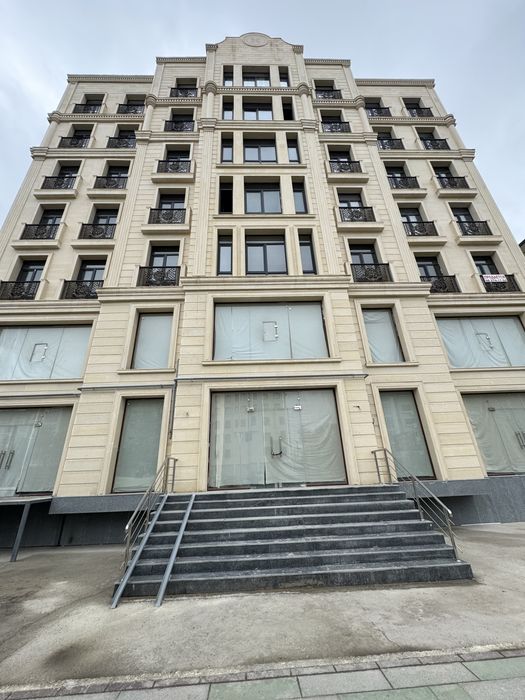 Katta magazin sotiladi buxoroda