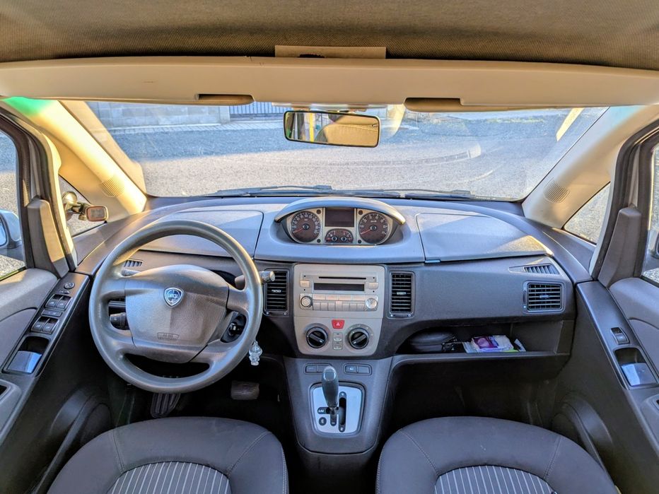 Vând Lancia Musa automată 1.3 jtdm