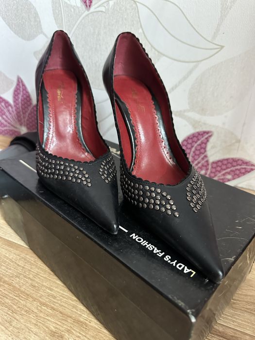 Токчета Diorelli, розови токчета, адидас