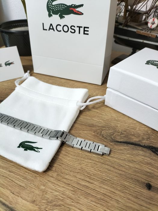 Brățară Lacoste, nouă
