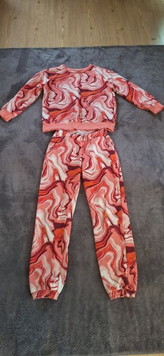 Спортен комплект LC WAIKIKI