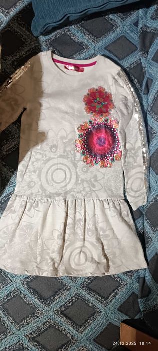 Платье нарядное новое