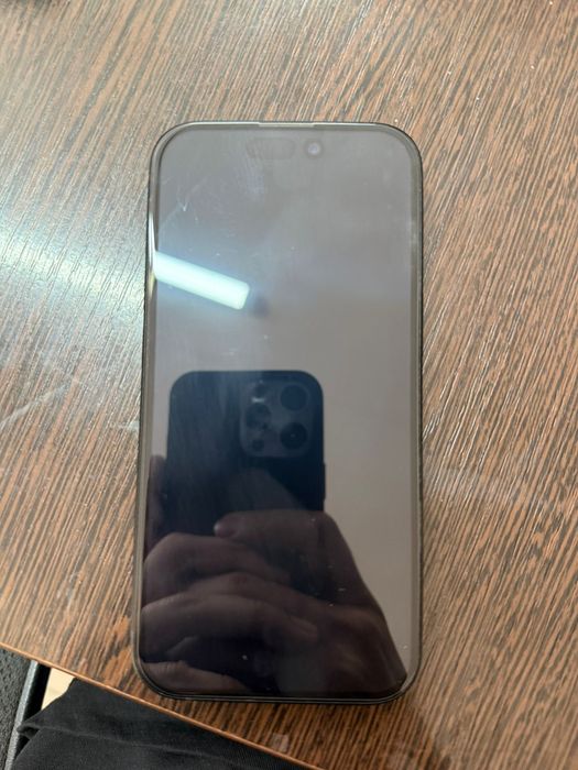 Продам IPhone 15