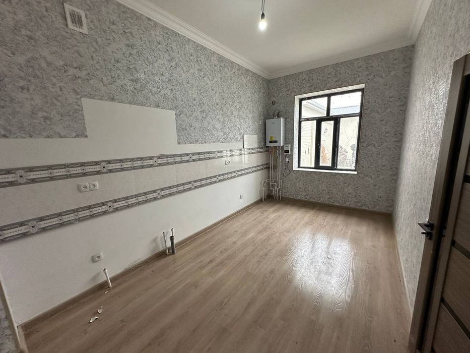 Продаётся дом янгихаетский район чарток махалля