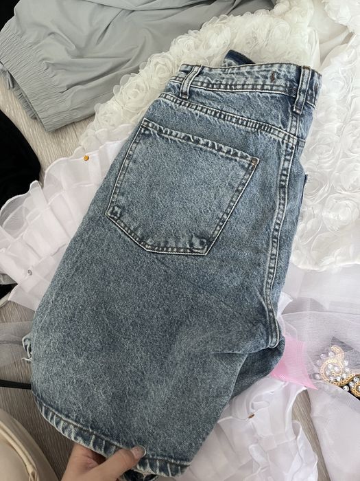 Джинсовые шорты очень хорошего качества