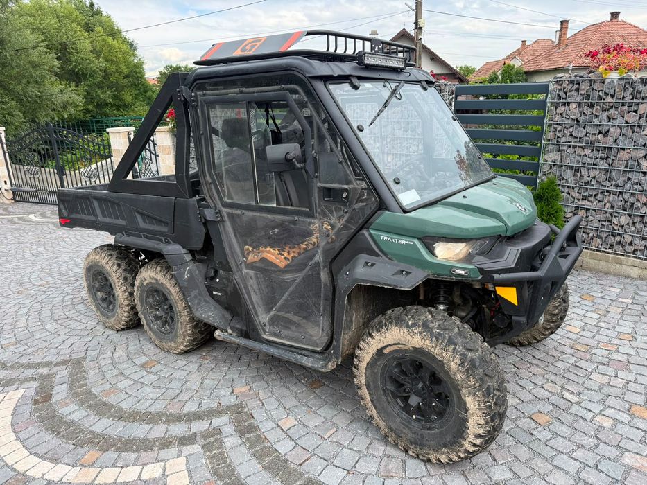 Can-am 6x6 Defender