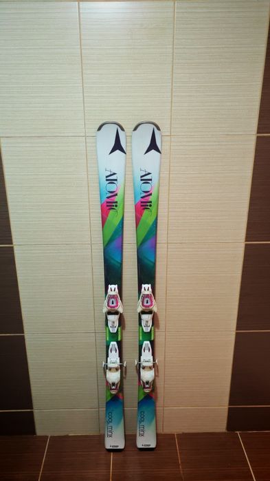 Schiuri atomic 162 cm -clapari ski