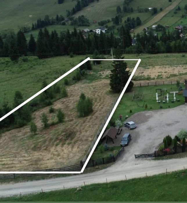 teren intravilan 3000 mp