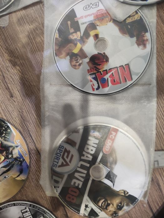 Продам игры можно сбить цену