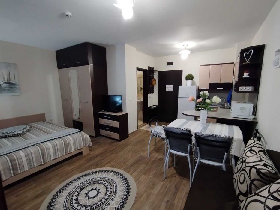 Дава се под наем Двустаен апартамент в к.к. Слънчев бряг - 47 кв.м за 153 € - Снимка #9