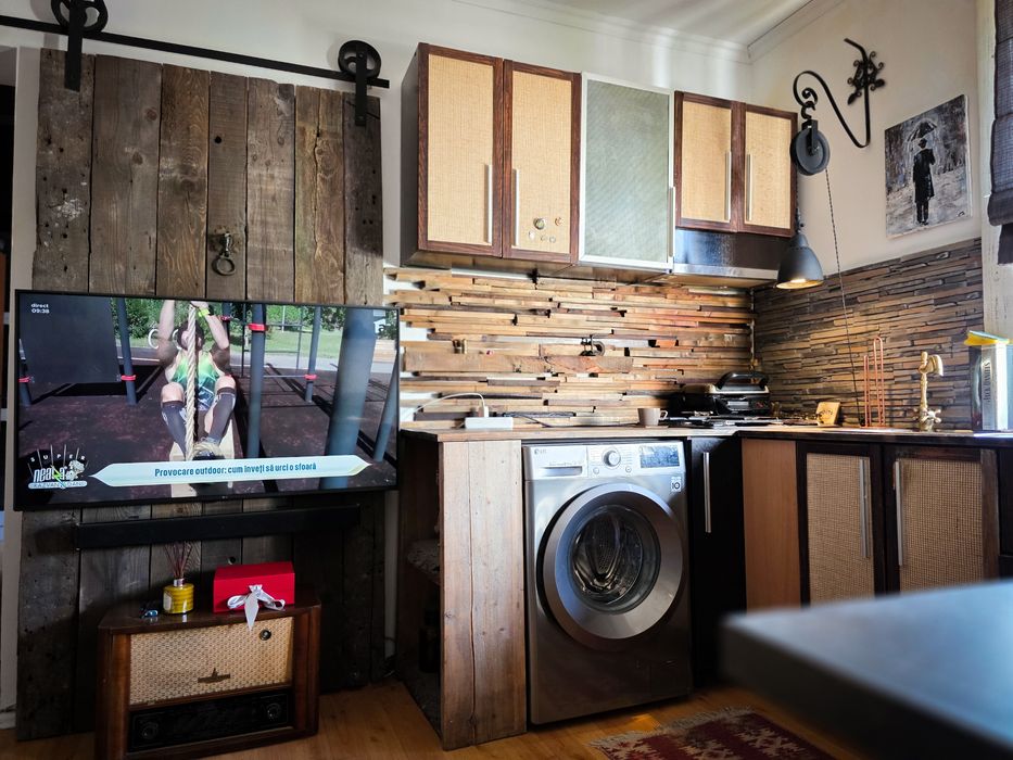 Garsoniera dubla de vanzare, zona Bulevardul Castanilor!