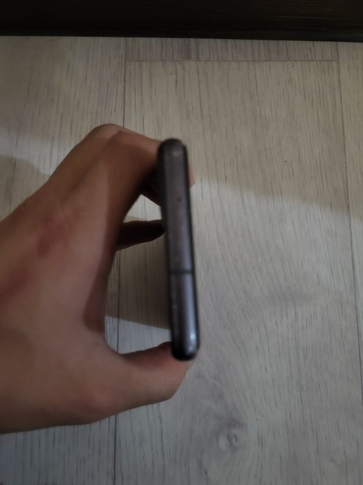 Телефон Самсунг с21фе срочна срочно