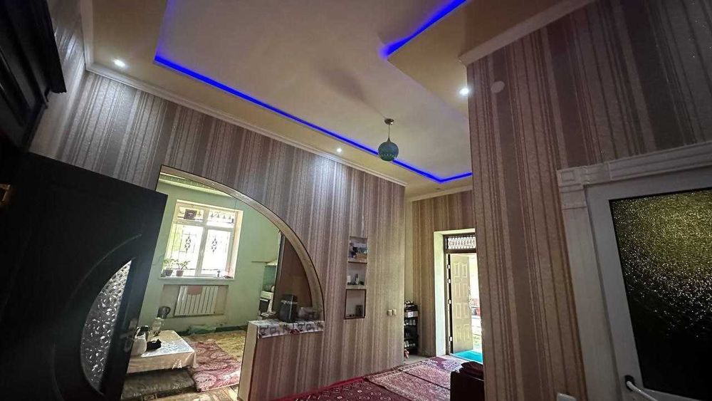 Тайёр намунали уй сотилади,