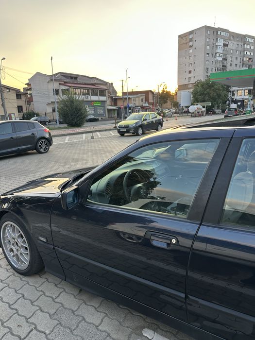 BMW 3 Series 1994 — imagine 5