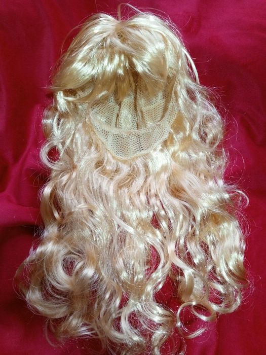 Парик розовый каре, голубой, русый, клоуна в наличии и на заказ любой