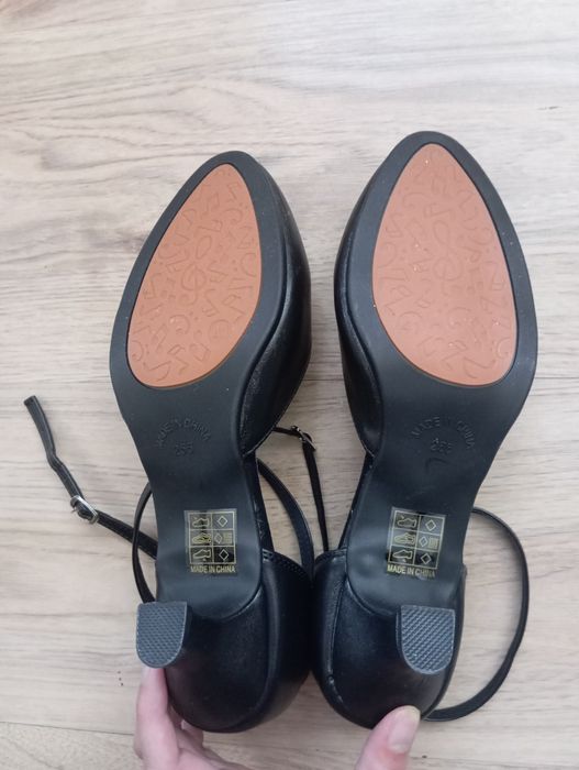 Дамски обувки за танци