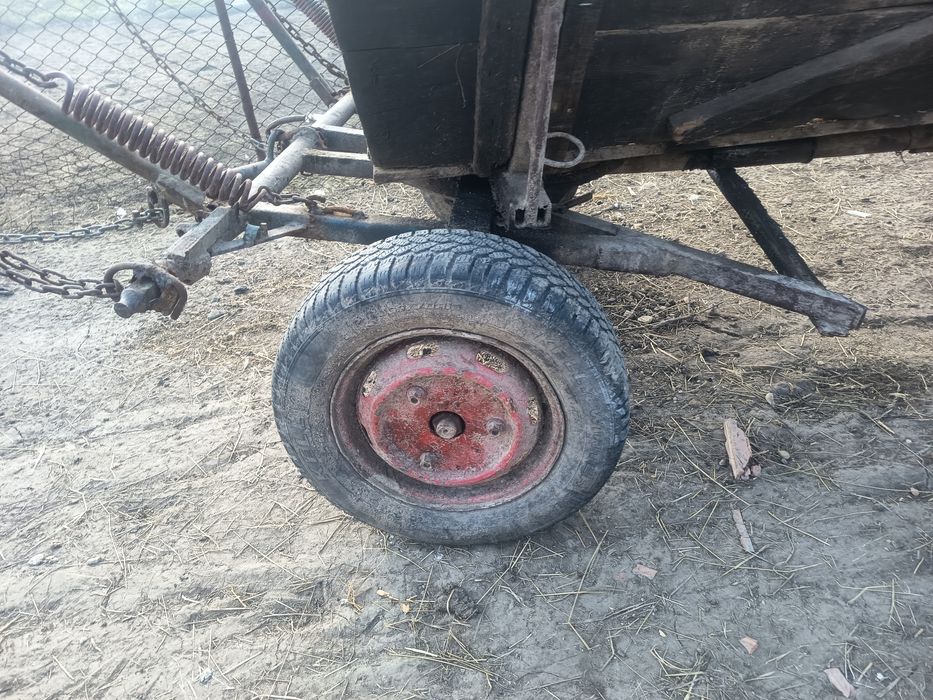 Vând căruță  buna