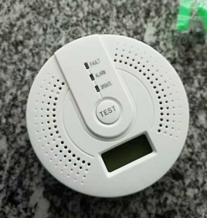 Безжичен алармен сензор за газ и въглероден оксид с LCD дисплей