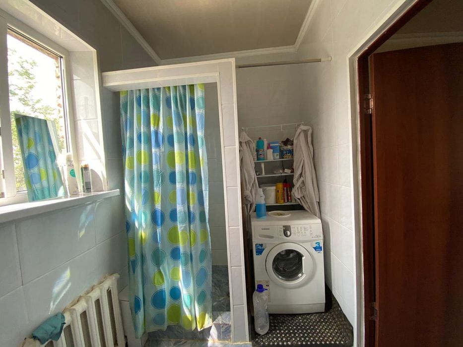 Продаю дом с красного кирпича