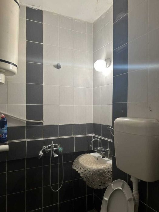 Продава се Едностаен апартамент в Пловдив, Център - 36 кв.м за 1389 €/кв.м - Снимка #3