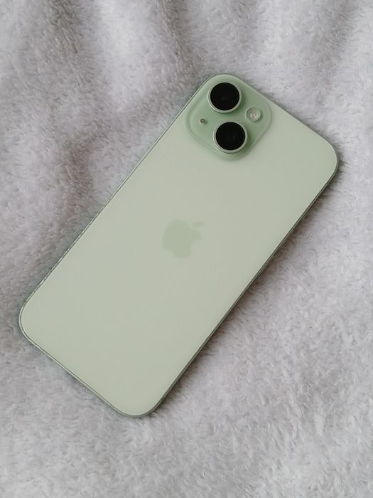 iPhone 15 verde 128GB 87% bat