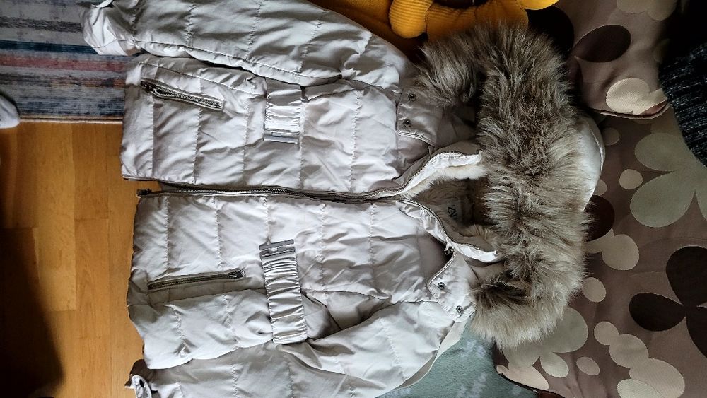 Geaca dama zara cu pene de rata mărimea M