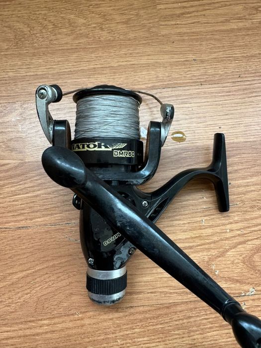 Vând Mulinete pescuit