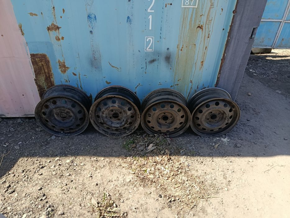 Продам диски R15  4/100