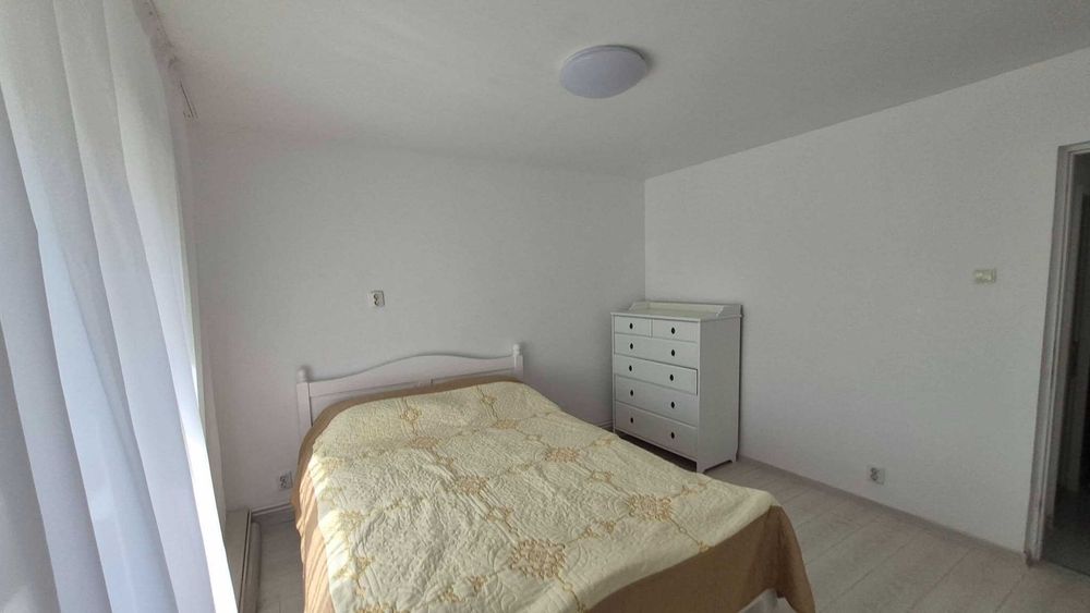 Apartament 2 camere decomandat in Onesti, zona de sus.