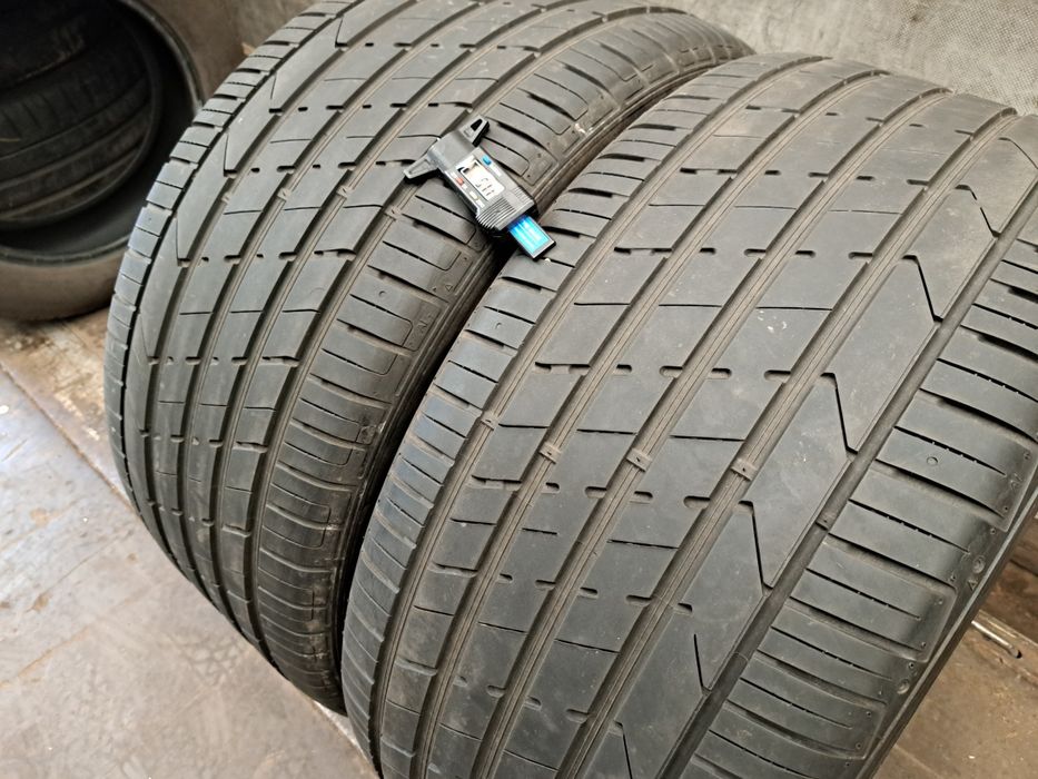 2 anvelope 295/40 R20 Hankook dot 2021