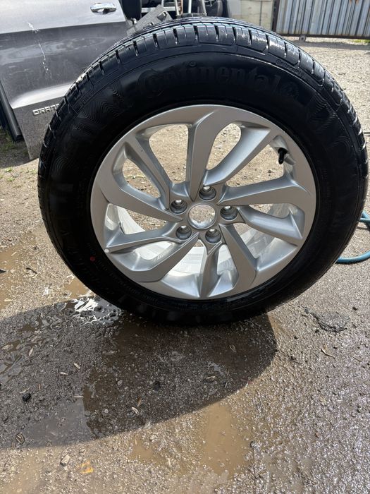 7jx17 Лята джанта с гума за Hyundai