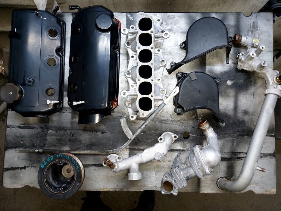 Продам Гбц 6G72 .