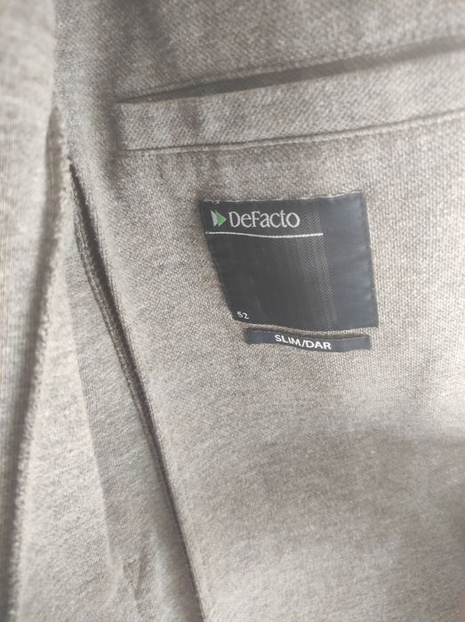 Мъжко сиво сако трико