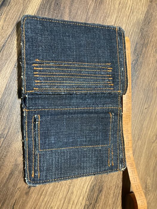 дънков портфейл Levis