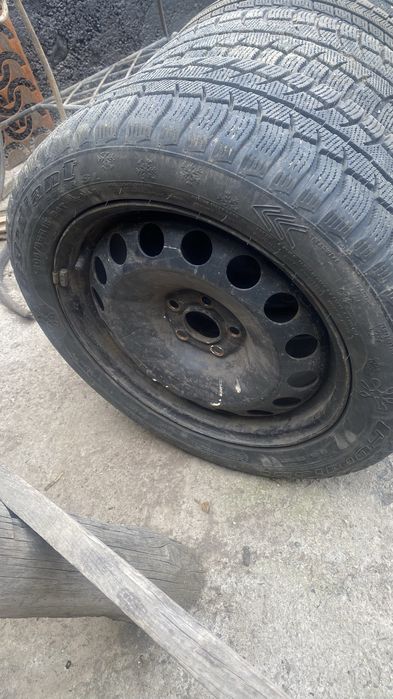 продам зимние резины