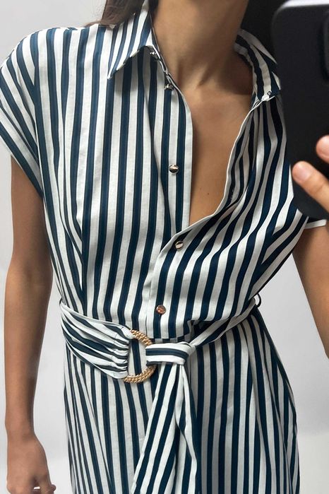 ZARA рокля от лен