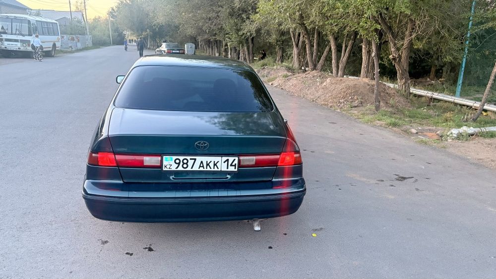 Продажа камри 20