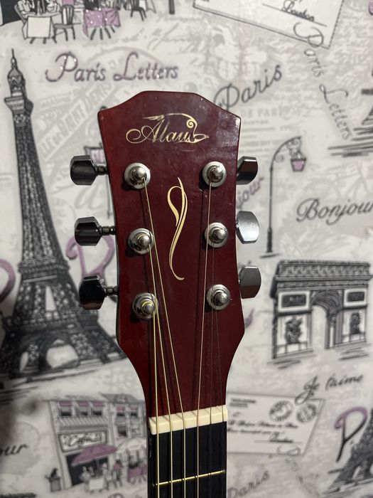 Акустический гитара