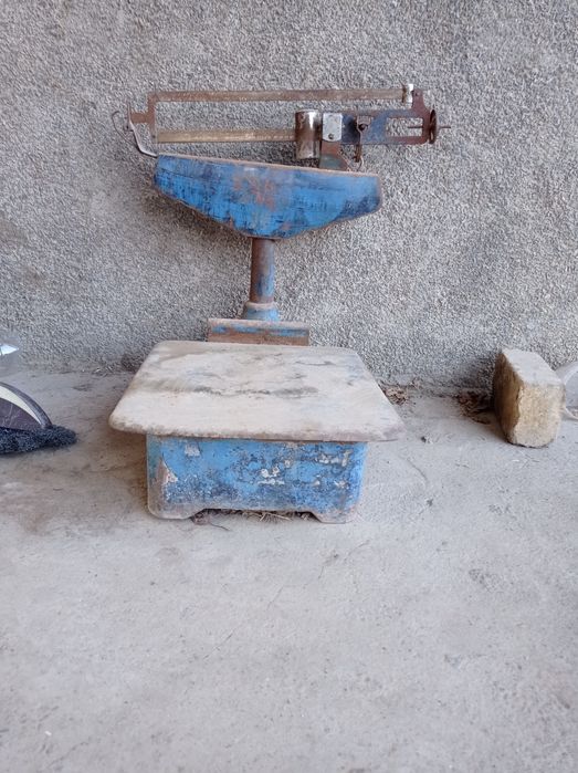 Весы напольные и разные