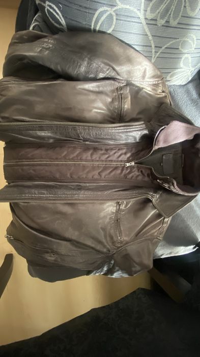 Продавам кожено яке